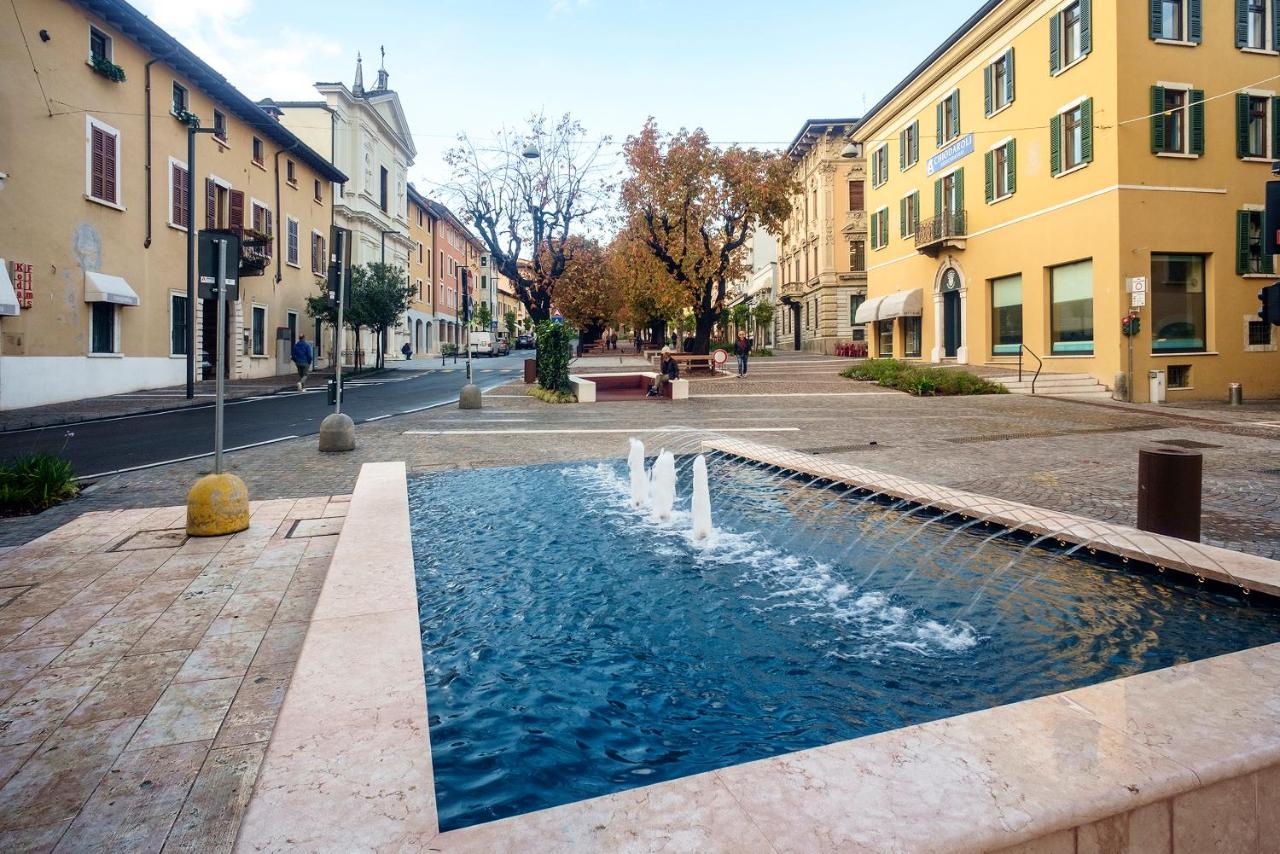 Antico Palazzo Signorile Apartment Salo Exterior photo