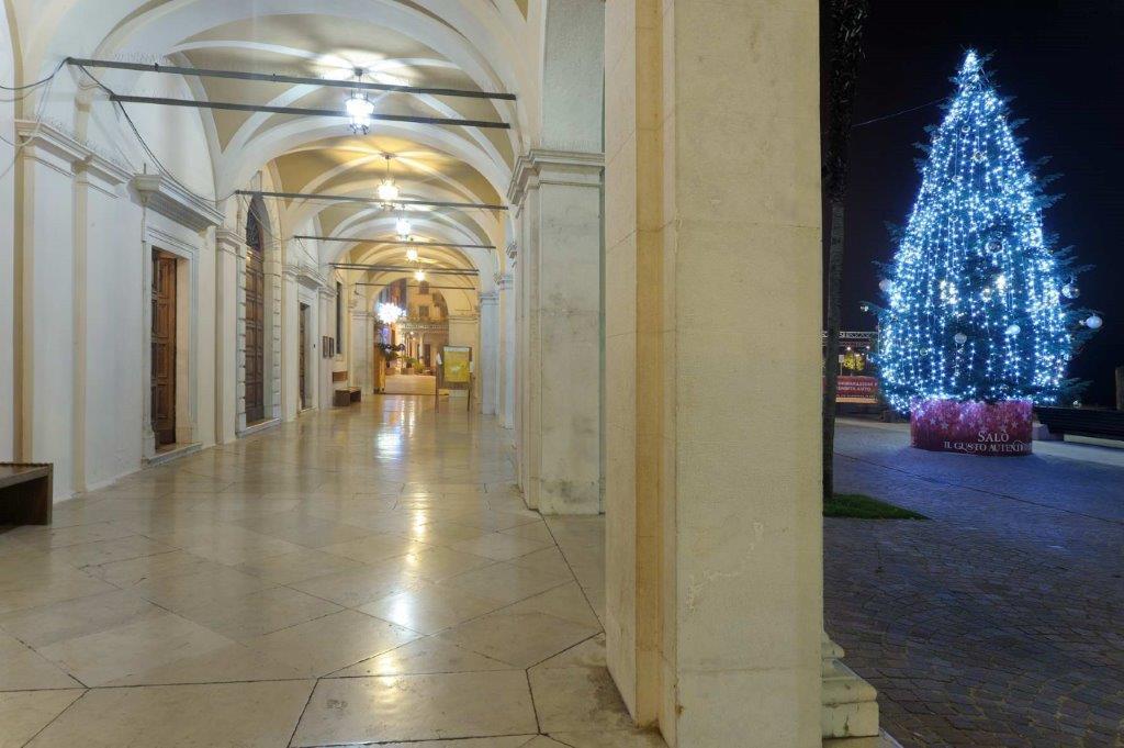 Antico Palazzo Signorile Apartment Salo Exterior photo
