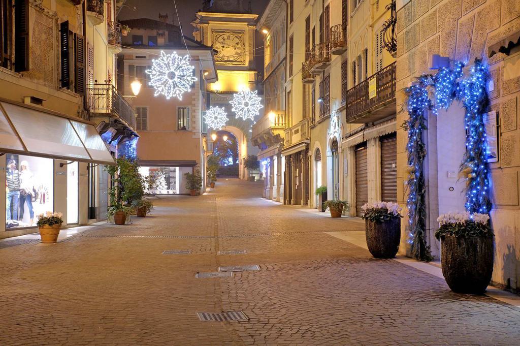 Antico Palazzo Signorile Apartment Salo Exterior photo